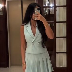 NEW 👸🏻 Hair Shop Weft 1B 22inch